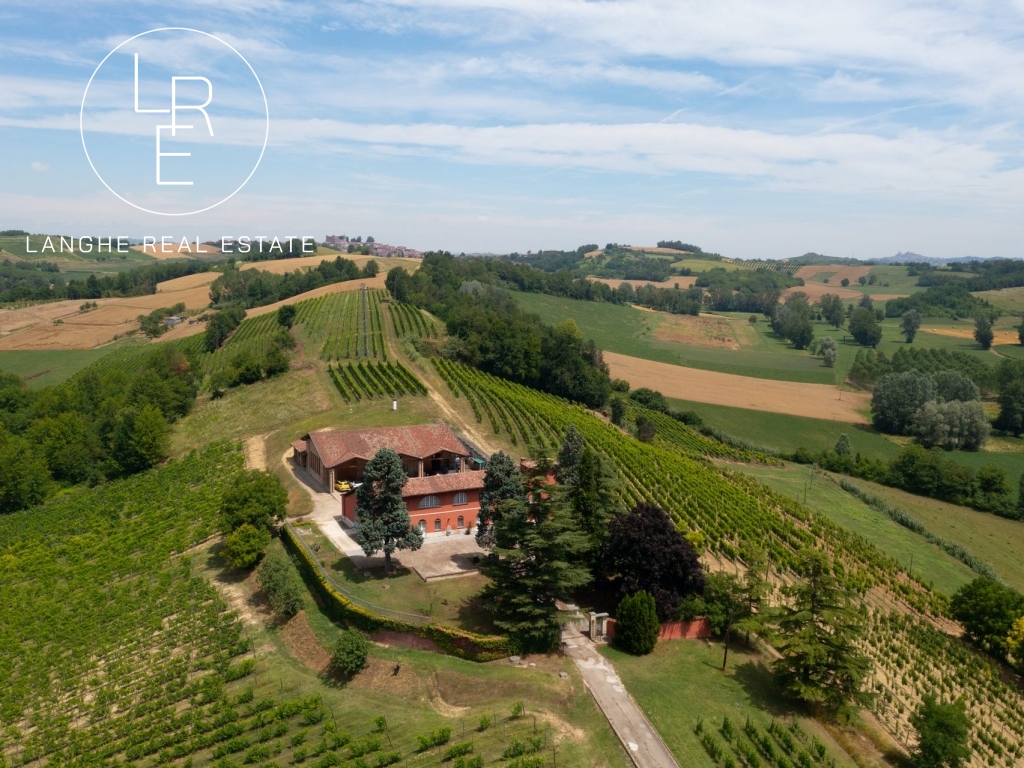 Winery with B&B for sale