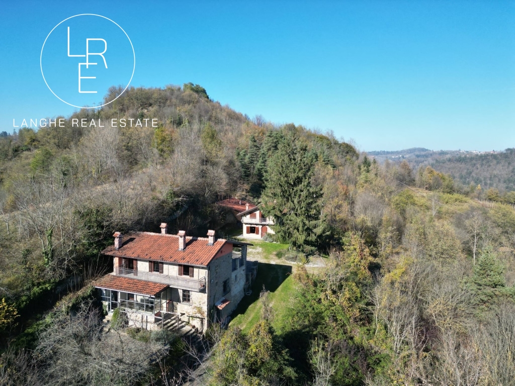 Langhe_piemonte_property_for_sale_with_bed_breakfast__9